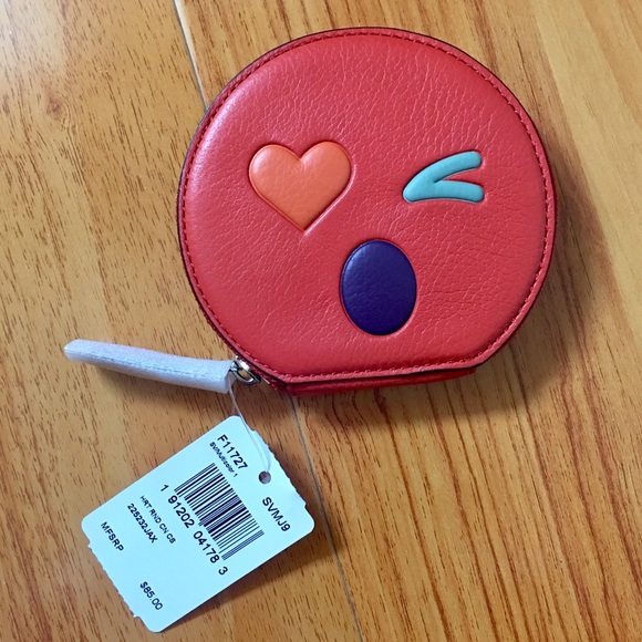 Coach Handbags - Coach Heart Round Coin Case